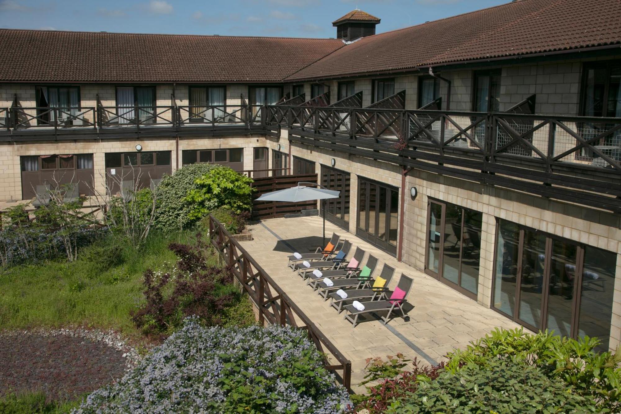 בסינגסטרוק Hampshire Court Hotel & Spa מראה חיצוני תמונה