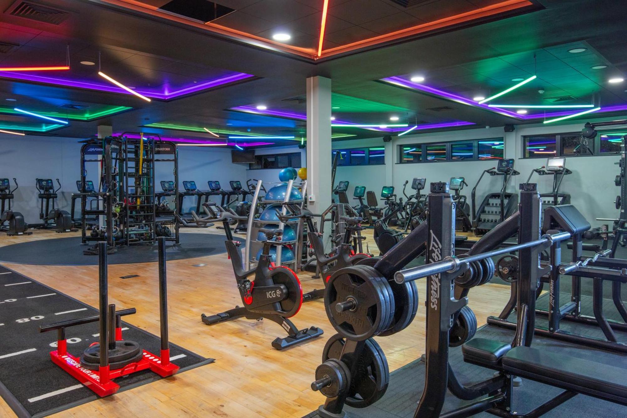 בסינגסטרוק Hampshire Court Hotel & Spa מראה חיצוני תמונה