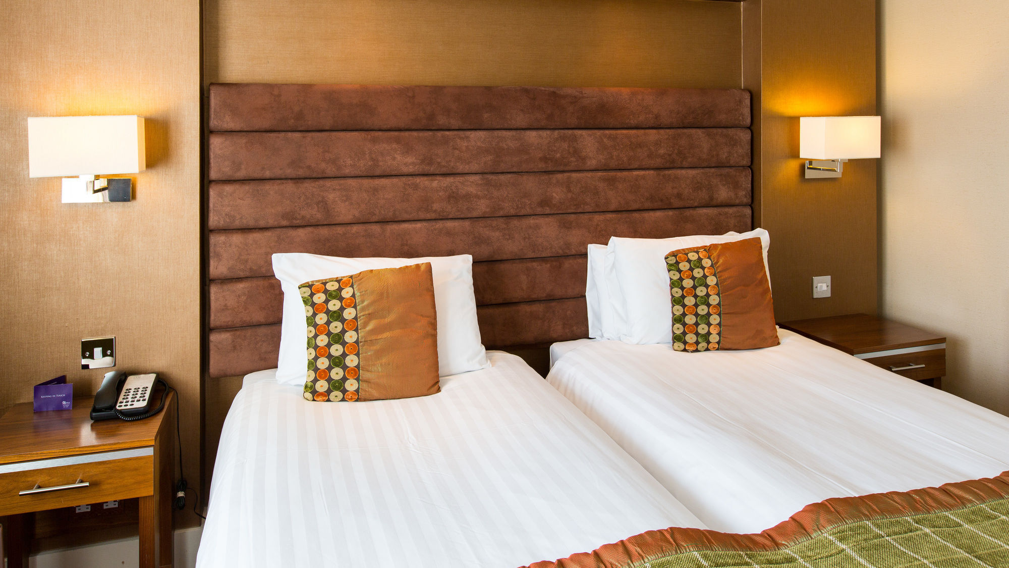 בסינגסטרוק Hampshire Court Hotel & Spa מראה חיצוני תמונה